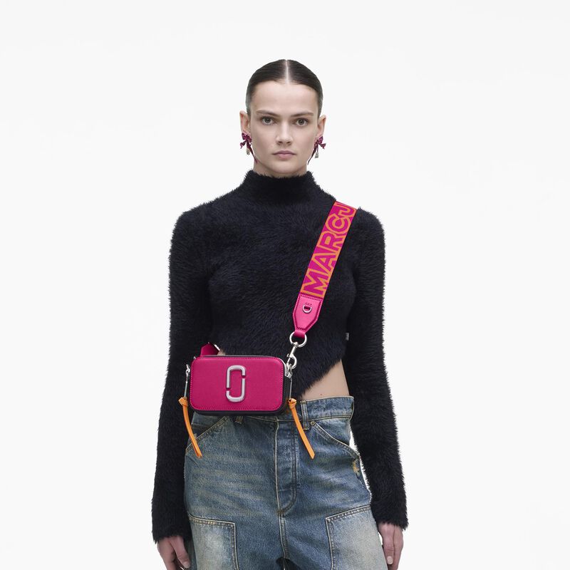 MARC JACOBS The Snapshot image number 3
